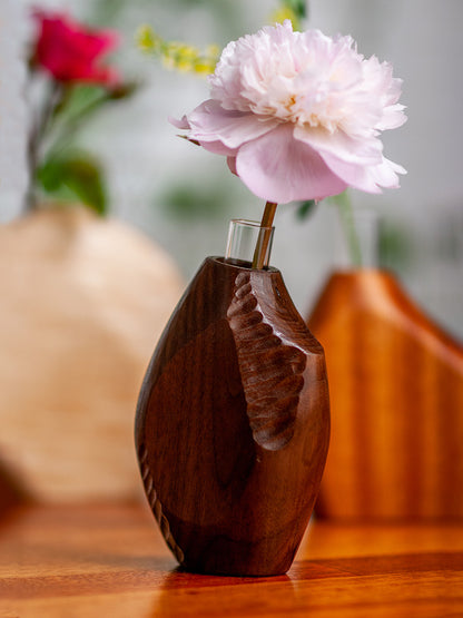 Bud Vase no. 2 - Rustic Walnut - Una Raiz Woodworks