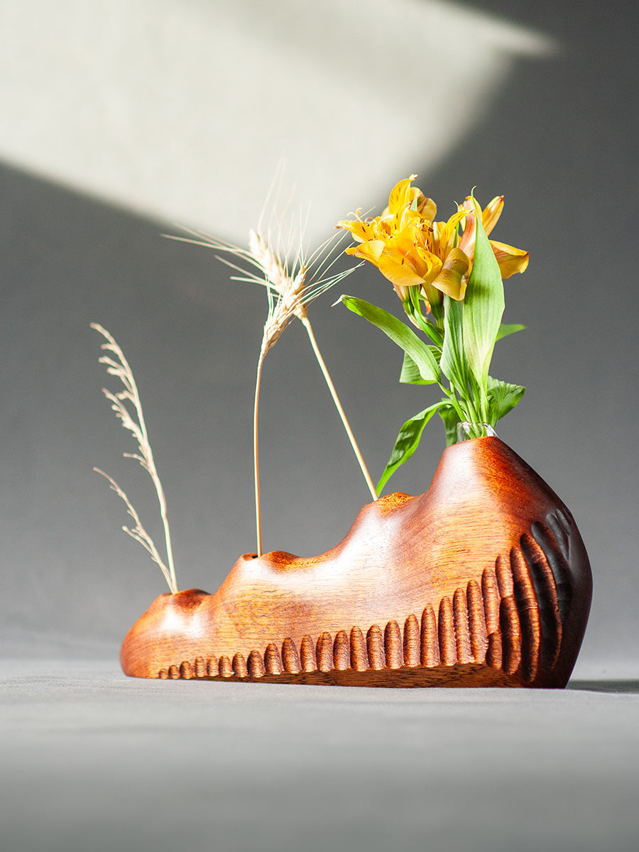 Bud Vase No. 8 - Hijitas - Una Raiz Woodworks