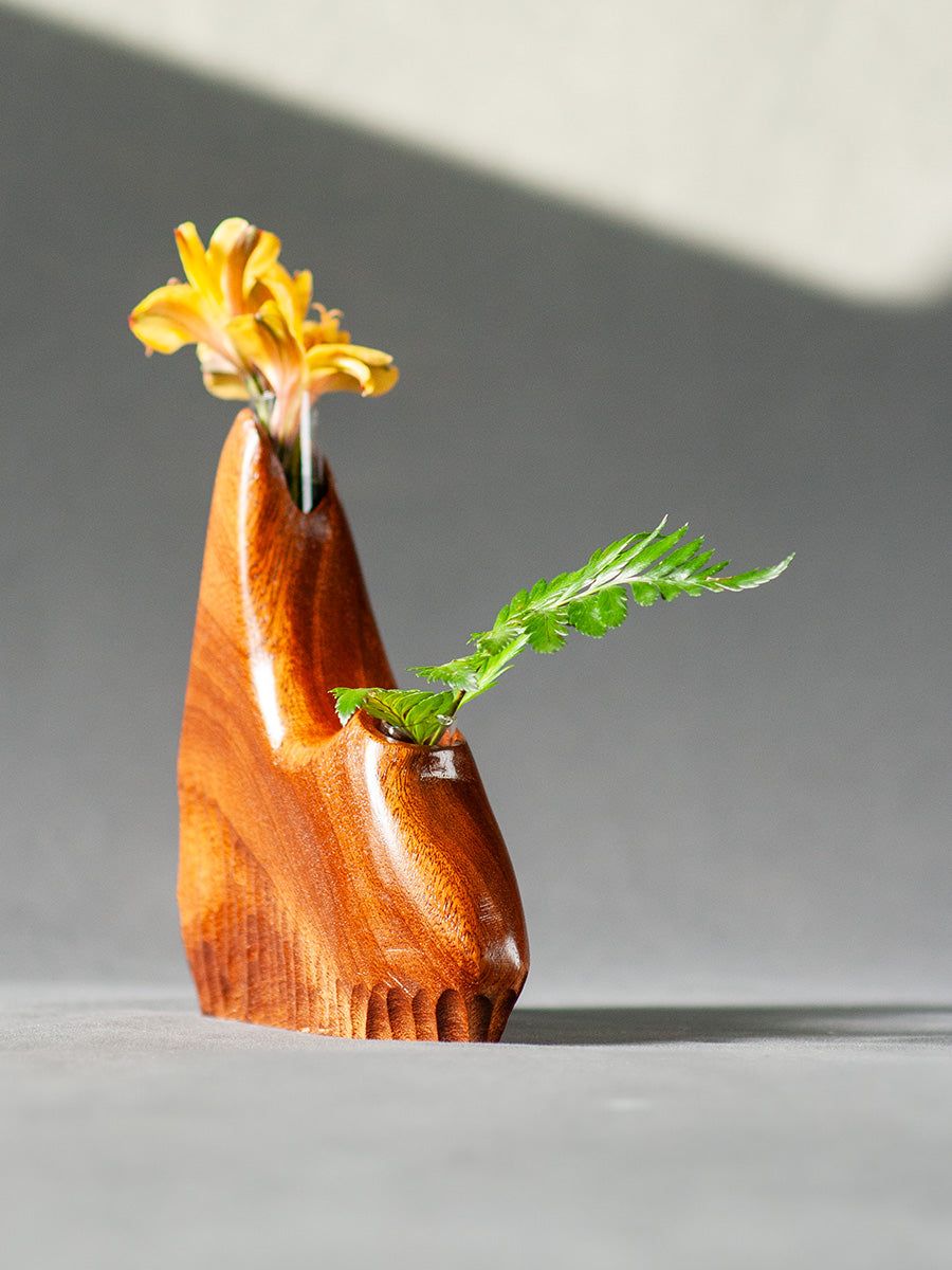 Bud Vase No. 7 - Montes - Una Raiz Woodworks