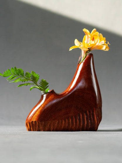 Bud Vase No. 7 - Montes - Una Raiz Woodworks