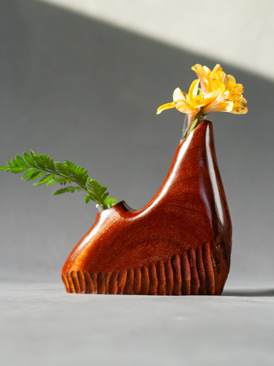 Bud Vase No. 7 - Montes - Una Raiz Woodworks